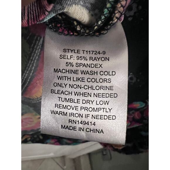 Johnny Was The Janie Favorite Puff Sleeve Mock Neck S top Darnahta Scarf Print - Picture 5 of 7